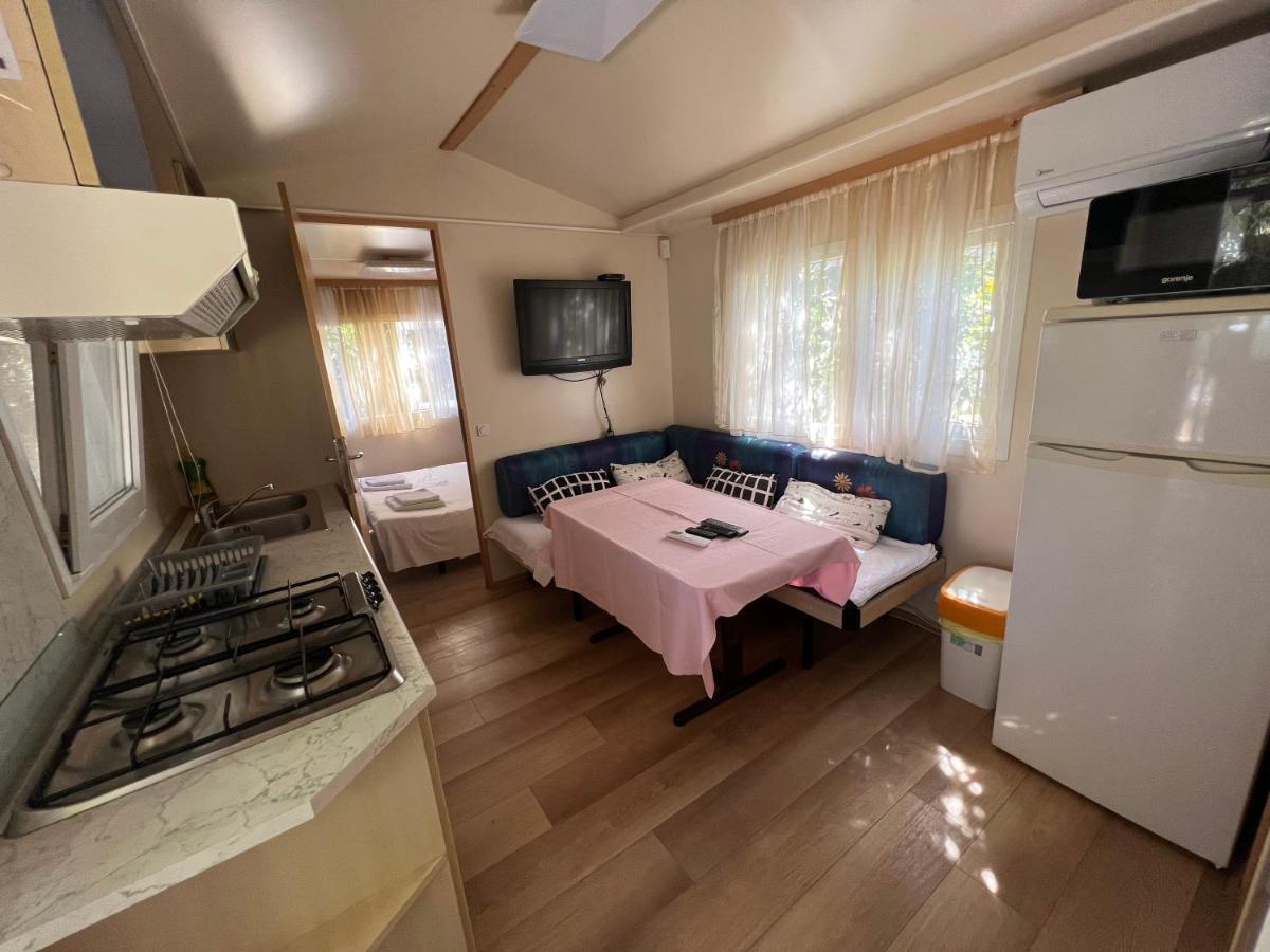 Apartments And Bungalows Vila Dalibor Nin Εξωτερικό φωτογραφία